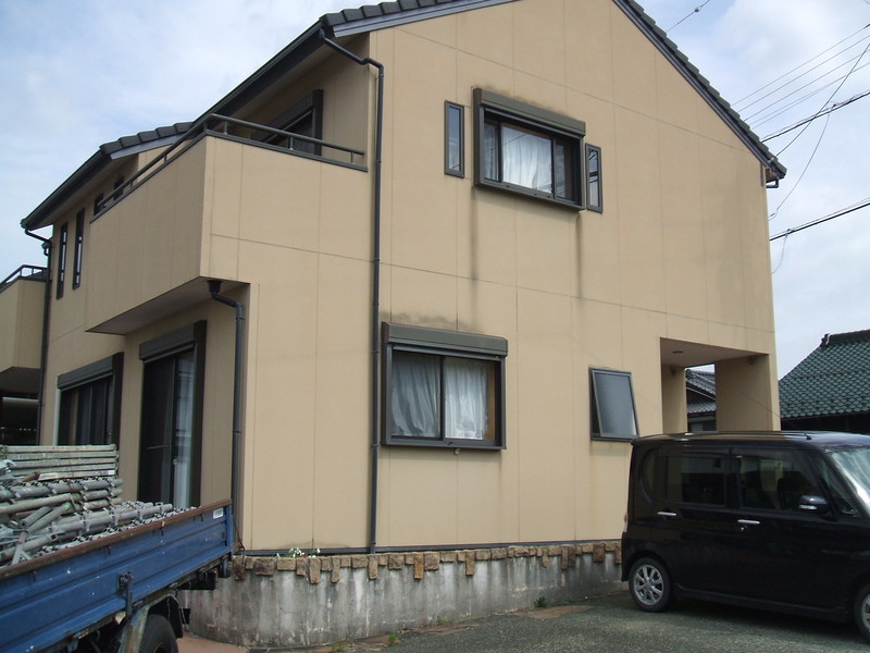 外壁塗装 四日市市/I様邸の外観写真